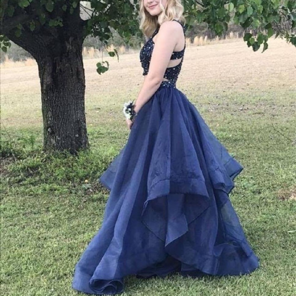 Size 2 Navy Blue Prom Dress - Picture 4 of 4